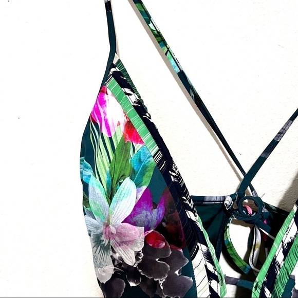 LA BLANCA Women's V-Front Keyhole One Piece Swimsuit Jungle size M - Picture 6 of 10